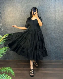 HAKOBA 3 Layer Exclusive Midi Gown - L, Black