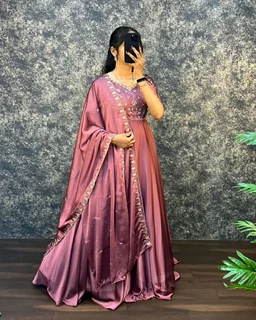 Neha - XL, Onion Pink
