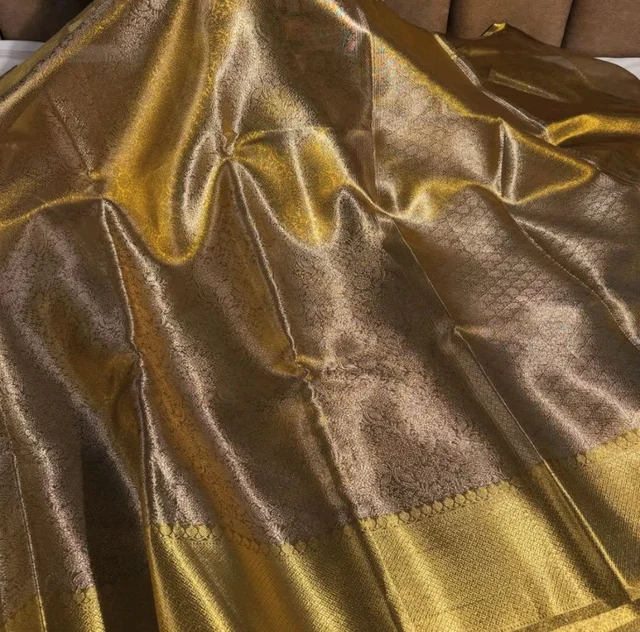 Thangapon Saree Gold Vibrant