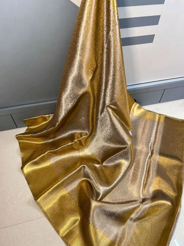 Thangapon Saree Gold Vibrant