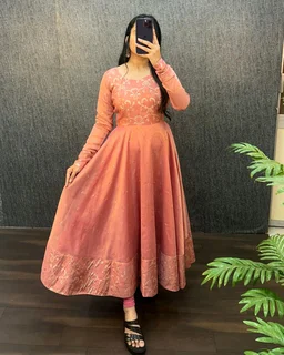 Nila - Banarasi Anarkali Gown - L, Peach
