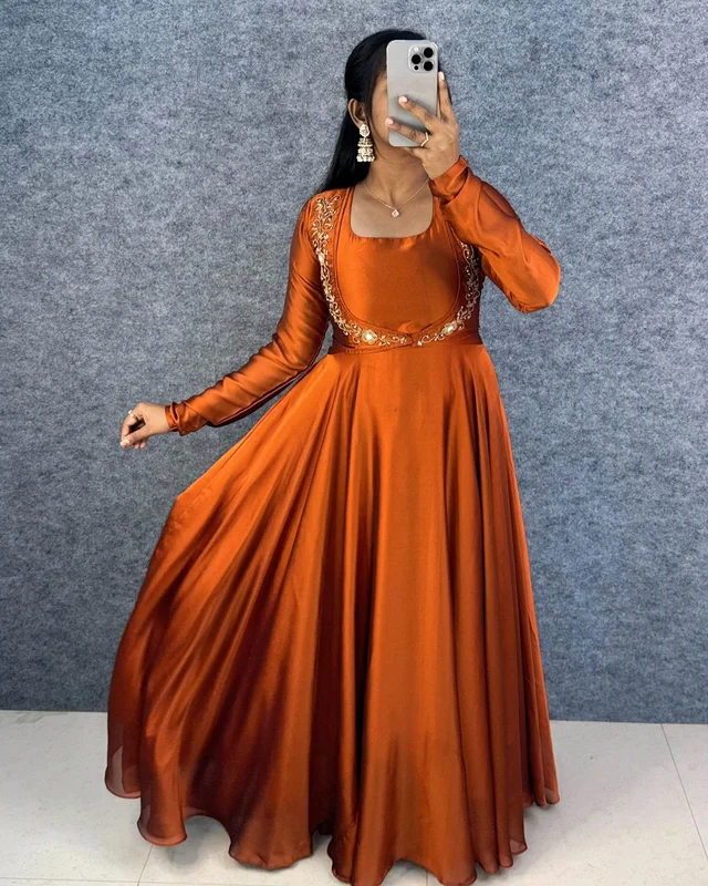 BRINDA - M, Rusty Orange