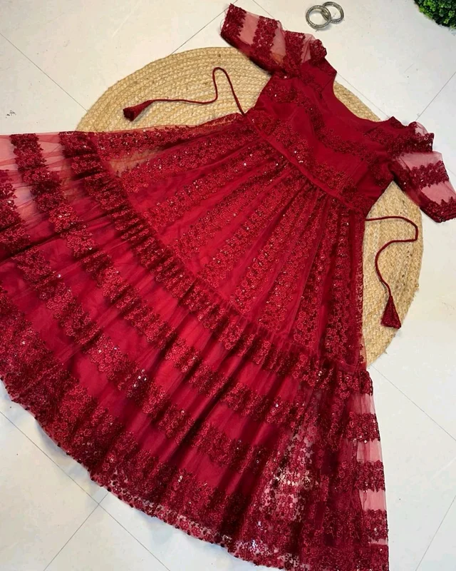 Cinderella - L, Cherry Red