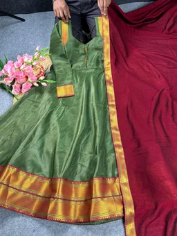 Mullai - M(38), Mehandi Green