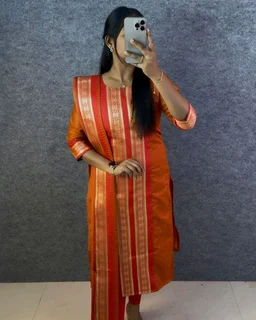KAYAL Kayal - 2XL, Rust Orange