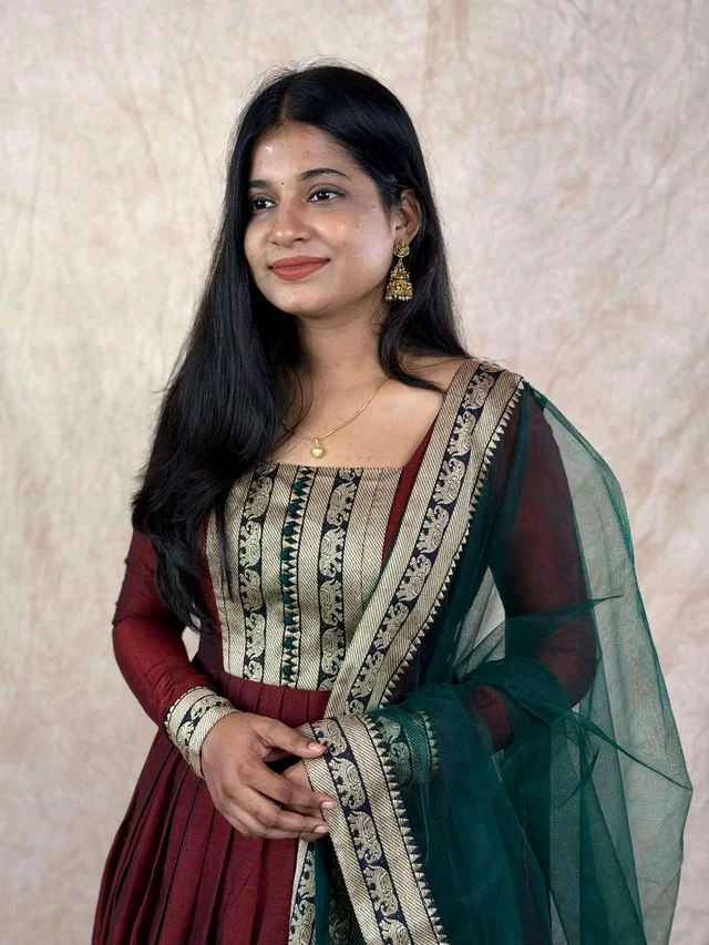 Maha - M, Maroon