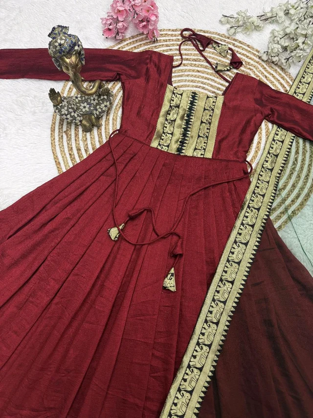 Maha - L, Maroon