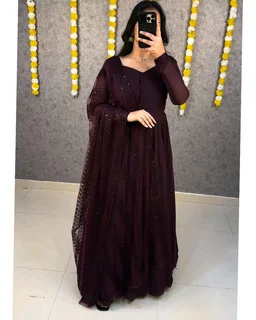 Monica - 5XL, Wine