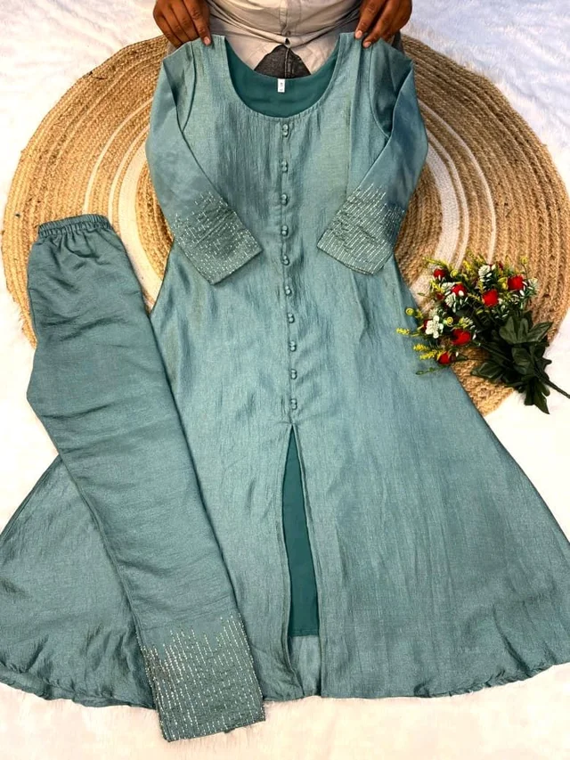 Malavika - L, Teal Blue