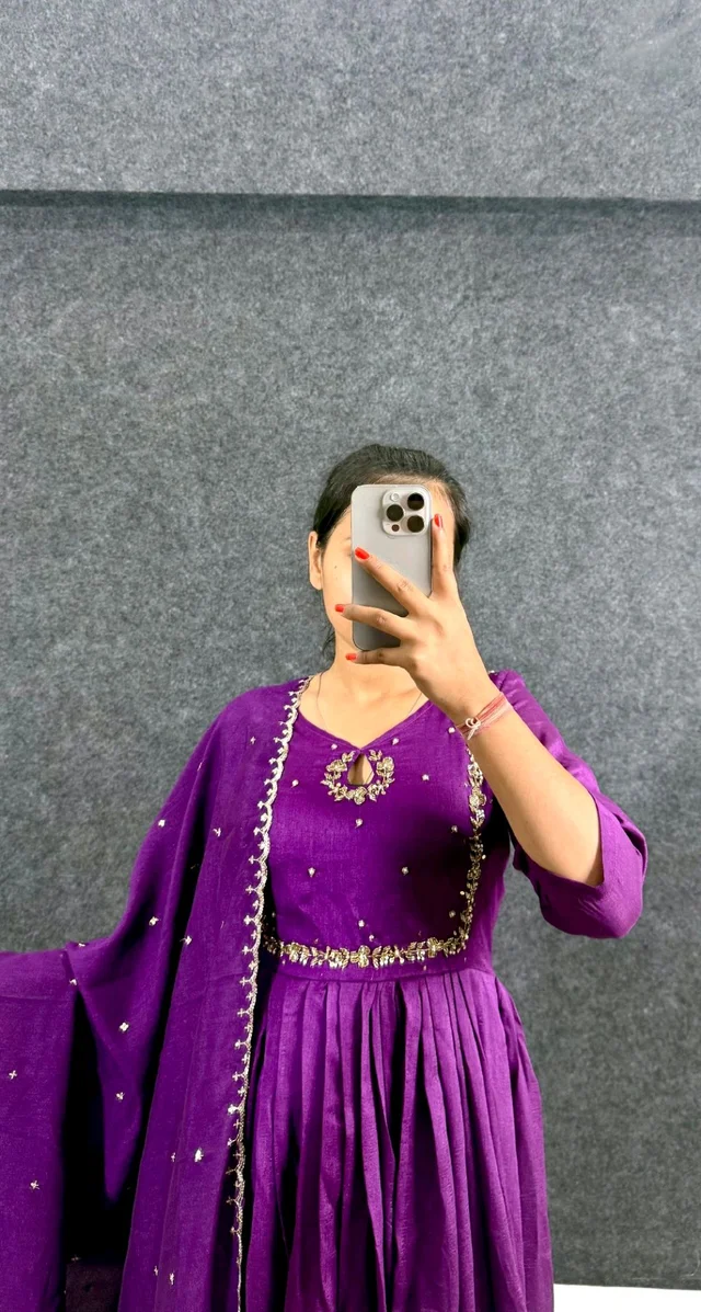 Lekha - L, Violet