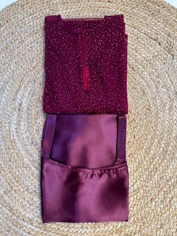 Stella - M, Wine