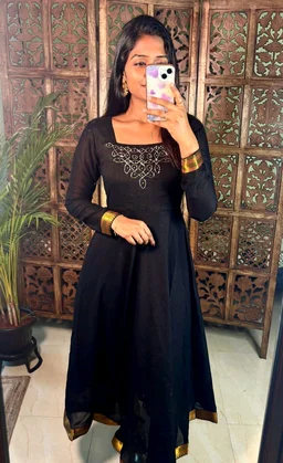 Sonali - XL, Black
