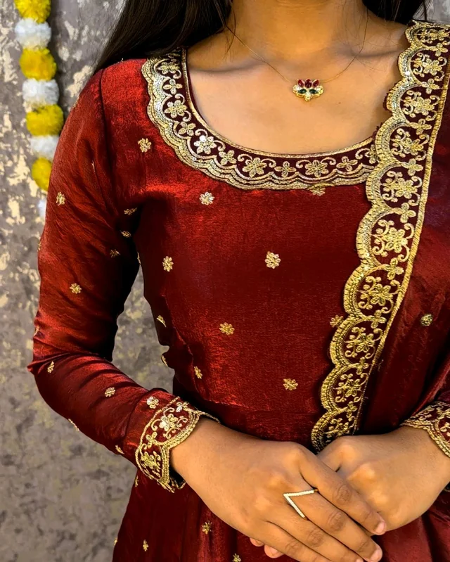 Zara - L, Reddish Maroon