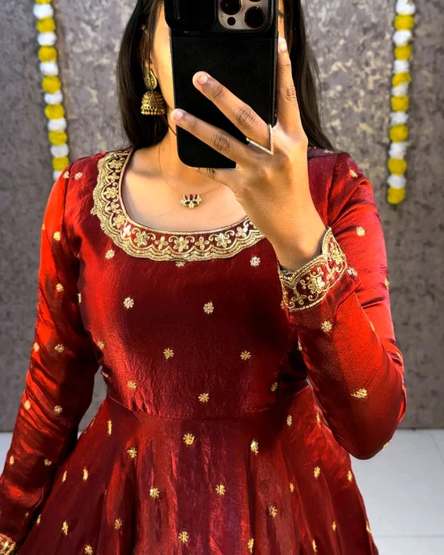 Zara - XL, Reddish Maroon