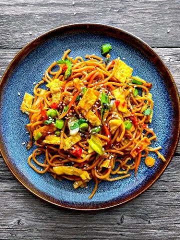 Egg Chowmin - Full Plate