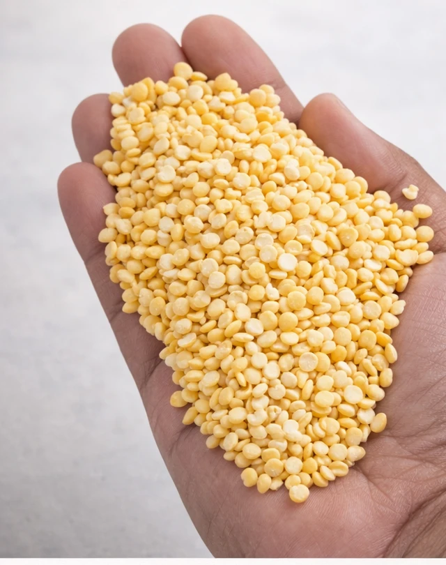 Premium Desi Moong Dal (Yellow Split) / பாசிப்பருப்பு( 500Gram) - 500Gram