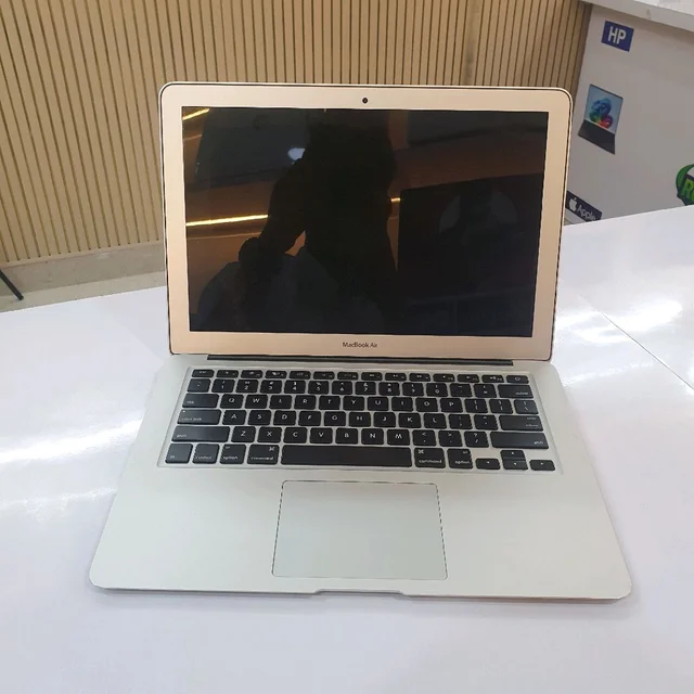 Macbook Air Core i5 Processor Used Laptop 