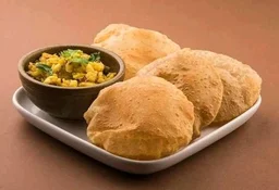 Puri (4) Tiffin