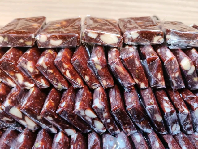 Anjeer Burfee - 1Kg