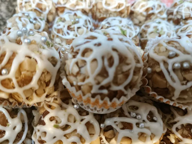 Badam Ball - 1Kg