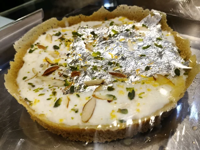 Malai Gevar - 1Pc (Approx.Weight 450gm to 500gm)