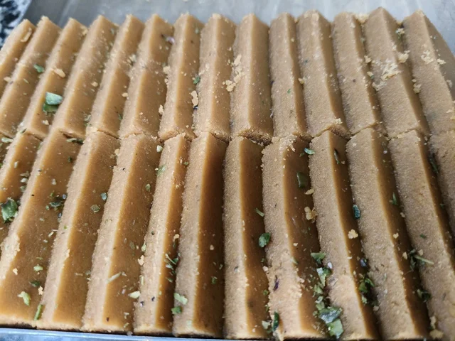 Cream Burfee - 1Kg