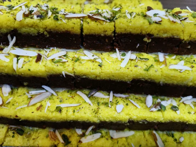 Cadbury Kalakand (yellow) - 500gm