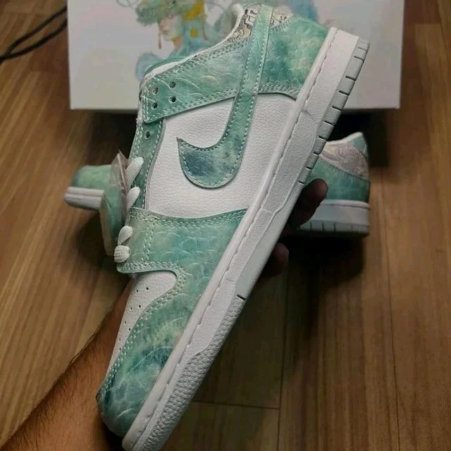 Nike SB Dunk Low Year Of The Dragon Steam Puppet 143 (First Copy)