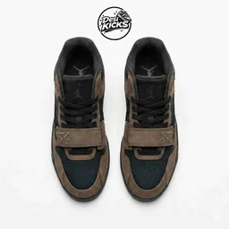 Travis Scott Jumpman Dark Mocha - UK 10