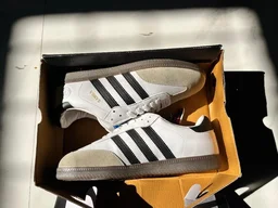 Adidas Samba White - UK 6