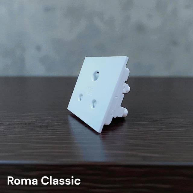 ROMA CLASSIC 6A. 3 PIN SOCKET , 2M ( WHITE )
