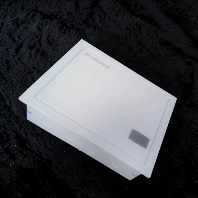 6 WAY SPN DUBEL DOOR DISTRIBUTION BOX