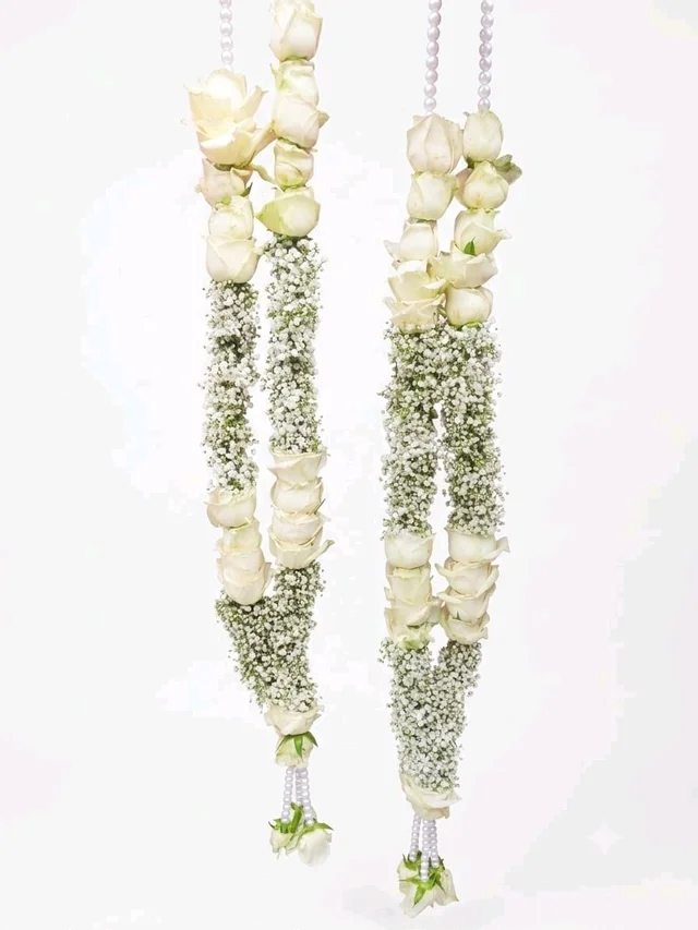 Royal Gypsy Richness With Mono Cromatic White Tone Garland - 4foot