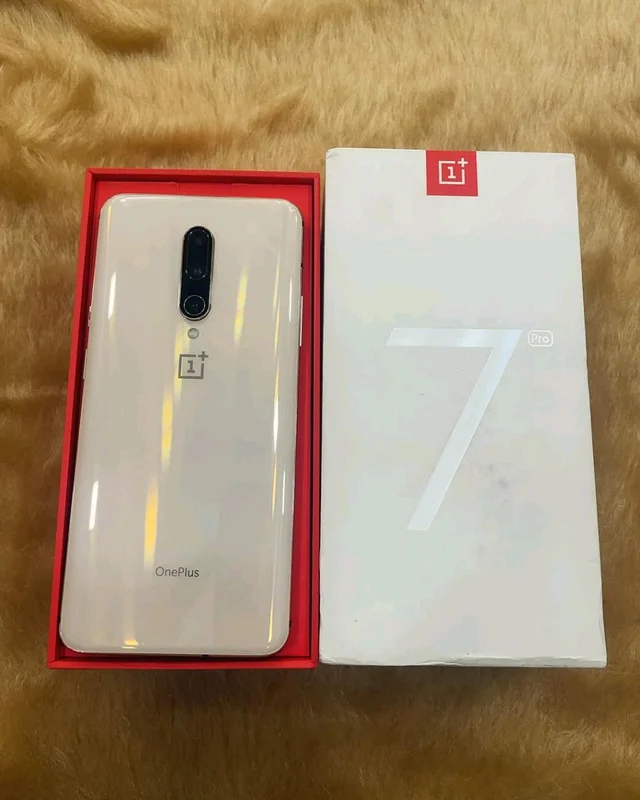 OnePlus 7 Pro – Fresh Condition