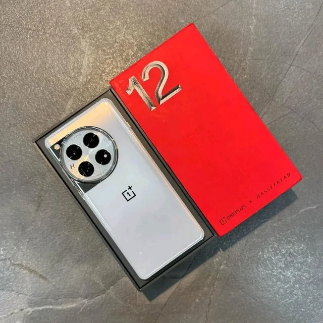 OnePlus 12 – Fresh Condition