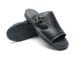Gentle Walk Leather Sandals - 11, Black