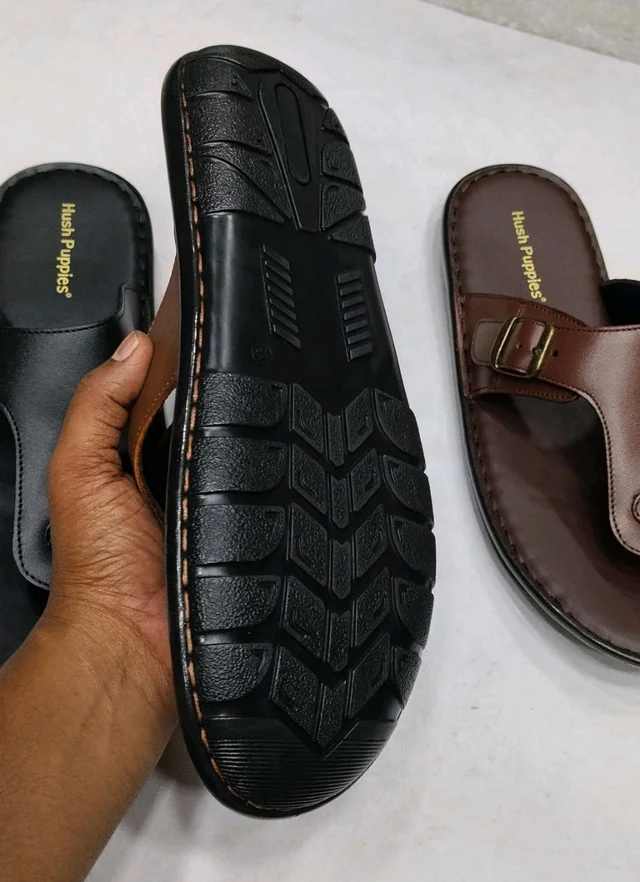 Signature Comfort Leather Toe-Ring Sandals
- 8, Nutmeg Wood Finish