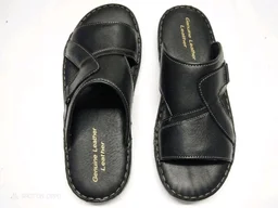 Bold Walk Leather Sandals - 10, Black