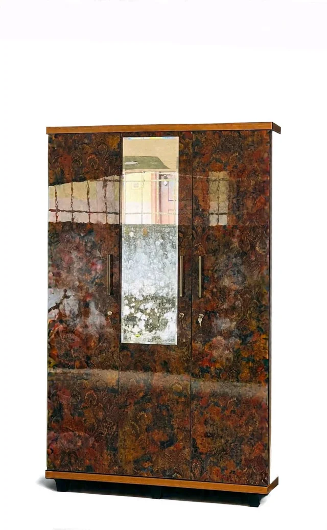 3 DOOR UV WARDROBE
