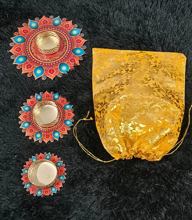 Tea light holders set of 3 in potli packing Wax tealight included Size 6/4/3 inches.best for budget gifting for ganesh chaturthi n diwali