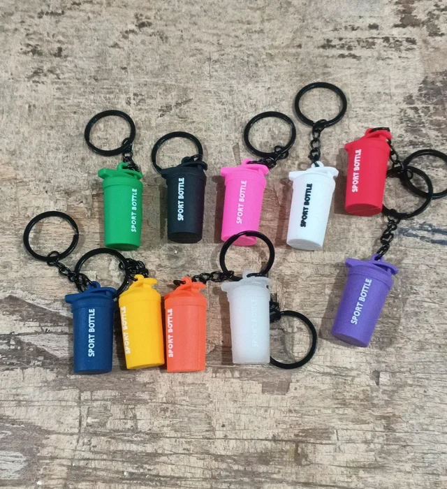 New arrival Sports bottle keychain