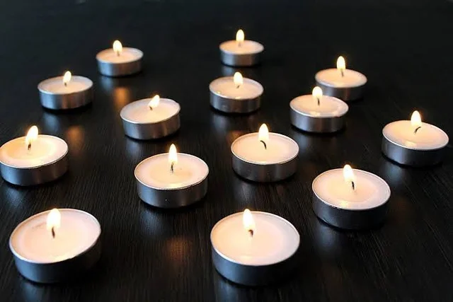 Wax tealight candles 1 Pack of 200 - White