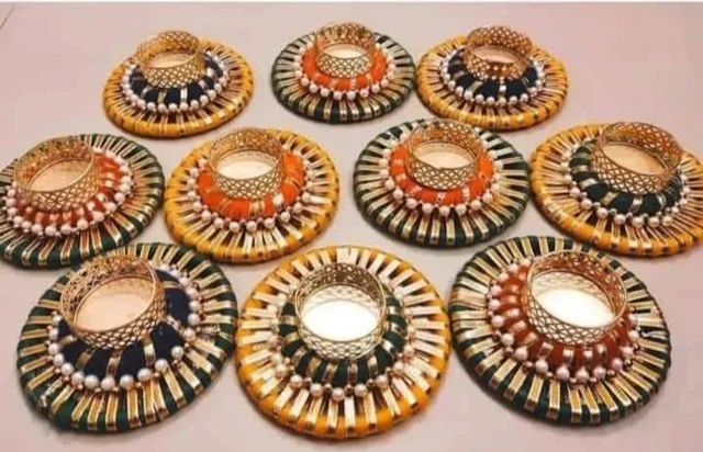 Chakri tealight holder Wax tealight included Color random only