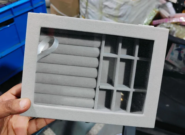 jewellery organiser