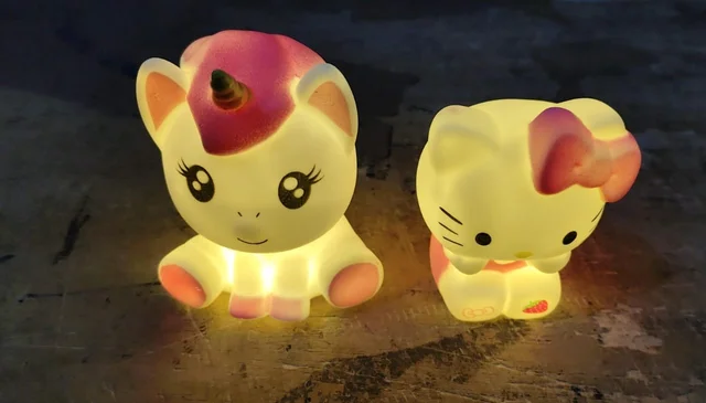 Unicorn and hello kitty NIGHT VINYL NIGHT LAMP - BUTTON OPRATED - NON RECHARGEABLE
