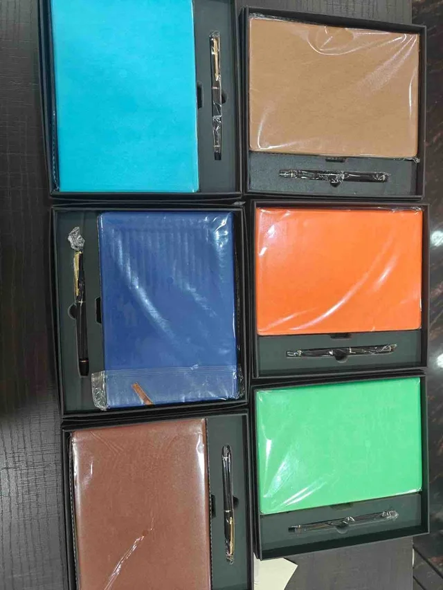 Customised diary with pen in premium gift box packing
