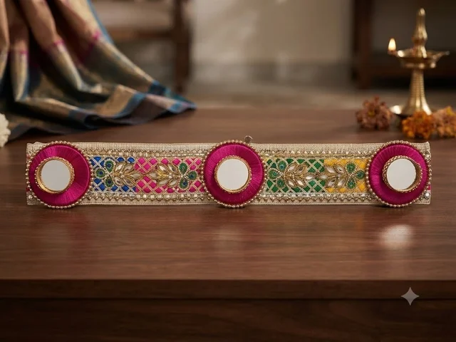 Colored theme table runner cum tealight holder
