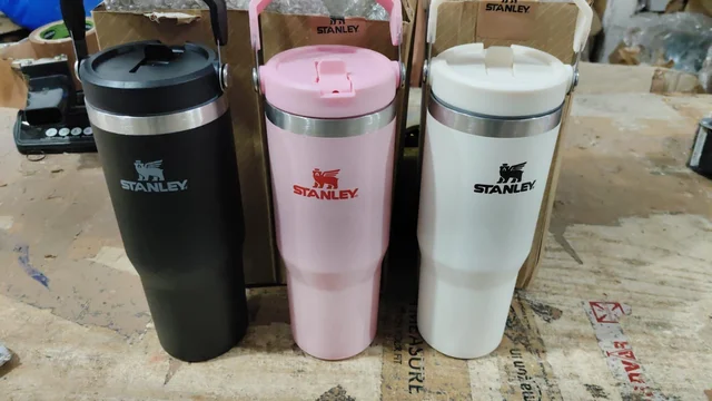 New stanley premium quality steel Insulated tumbler 900 ml