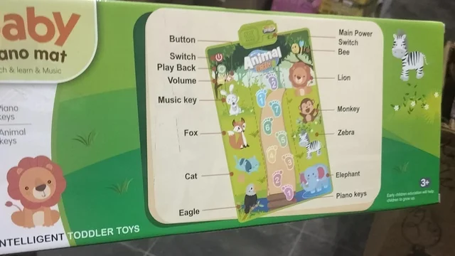 New toddler musical mat in animal theme