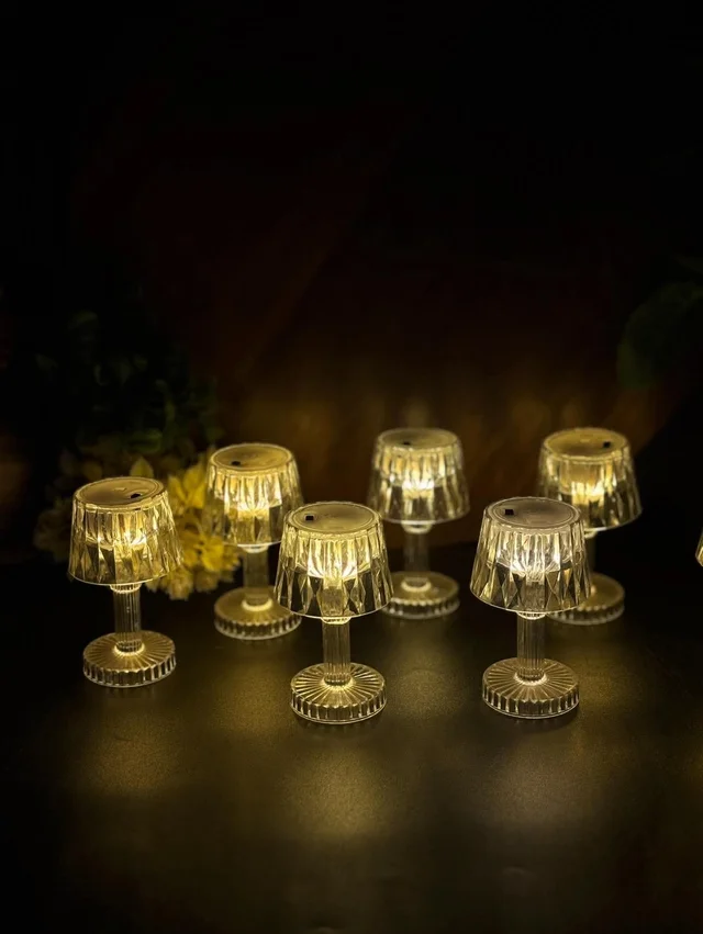 Shadow lamps in warm white Buy box of 12 pcs